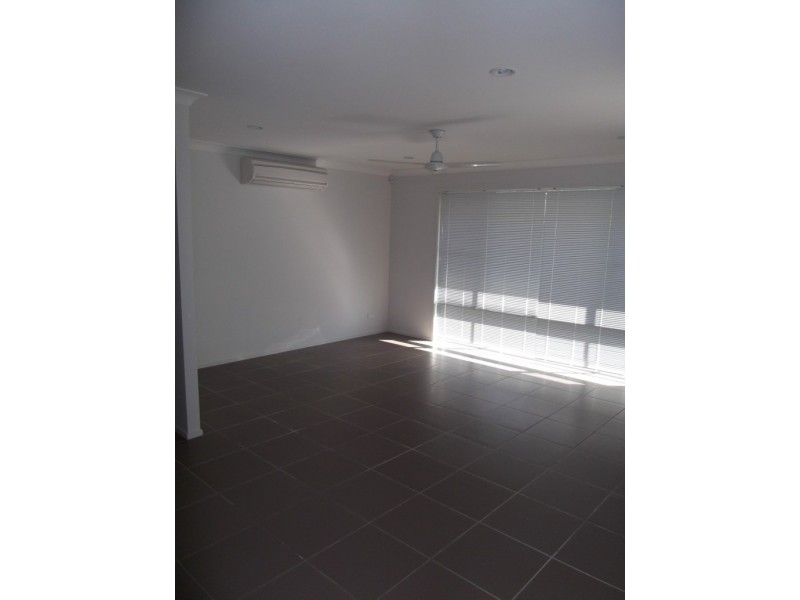 7 Kingsmill Circuit, Peregian Springs QLD 4573