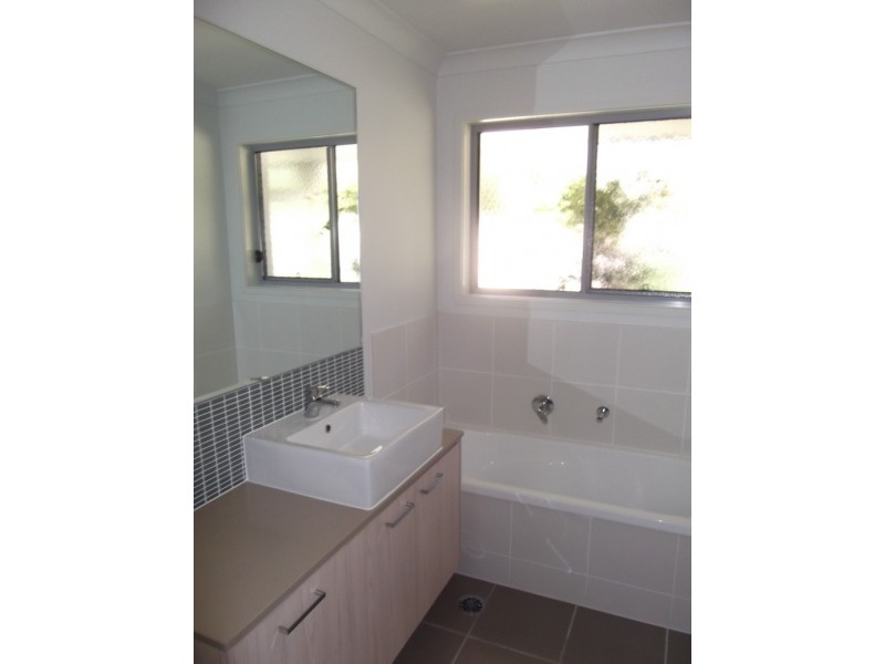 7 Kingsmill Circuit, Peregian Springs QLD 4573