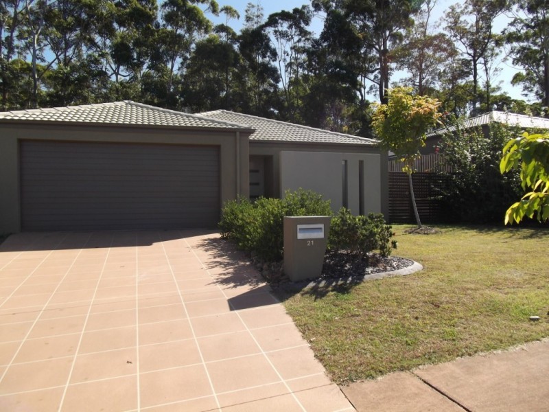 21 Kingsmill Circuit, Peregian Springs QLD 4573