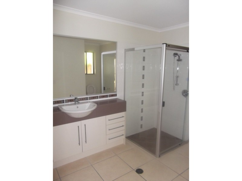 1 Crestview Drive, Peregian Springs QLD 4573