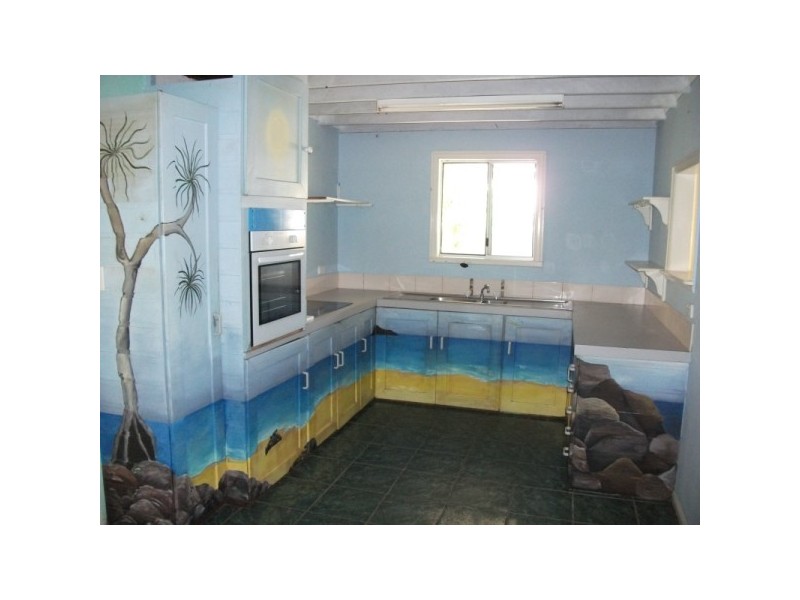 285 David Low Way, Peregian Beach QLD 4573