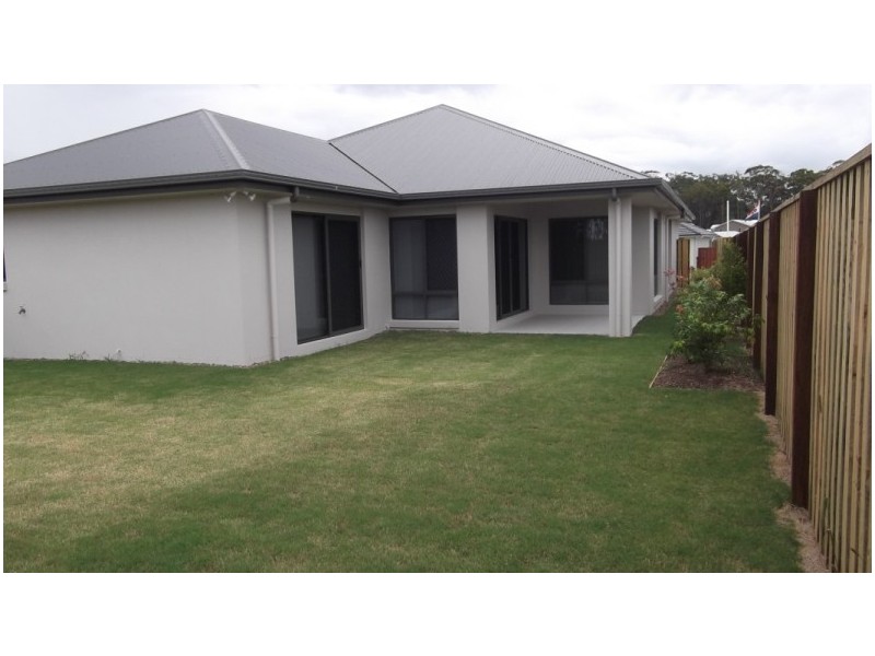 8 Gainsborough Crescent, Peregian Springs QLD 4573