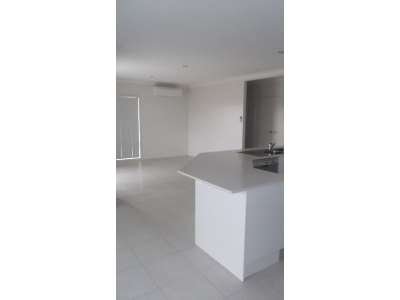 8 Gainsborough Crescent, Peregian Springs QLD 4573