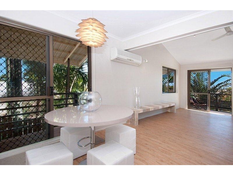 284 David Low Way, Peregian Beach QLD 4573