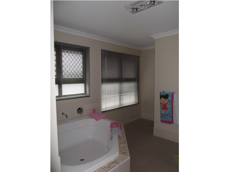 48 Sandhurst Crescent, Peregian Springs QLD 4573