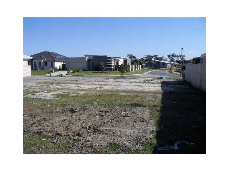 21 ( Lot 4111) Augusta Circuit, Peregian Springs QLD 4573