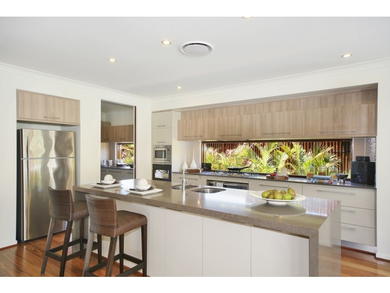 206 The Avenue, Peregian Springs QLD 4573