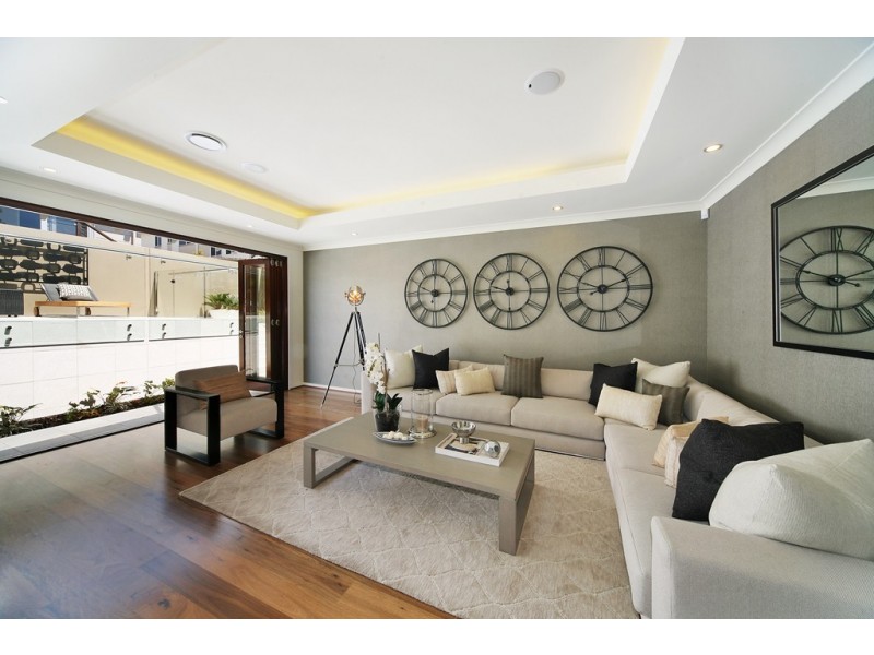 206 The Avenue, Peregian Springs QLD 4573