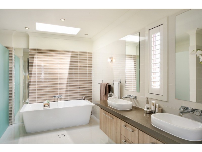 206 The Avenue, Peregian Springs QLD 4573