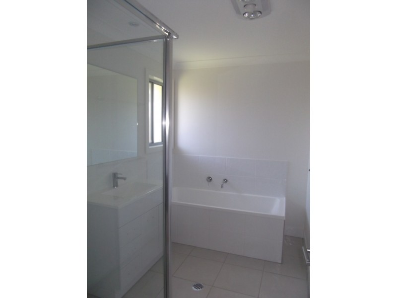 64 Sea-Eagle Drive, Noosaville QLD 4566