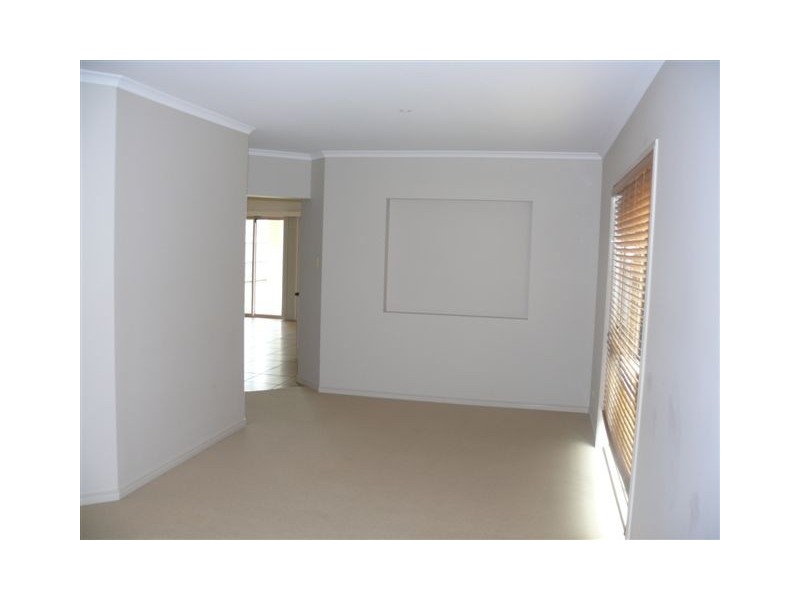 6 Sandhurst Crescent, Peregian Springs QLD 4573