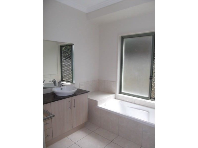 7 Dornoch Way, Peregian Springs QLD 4573