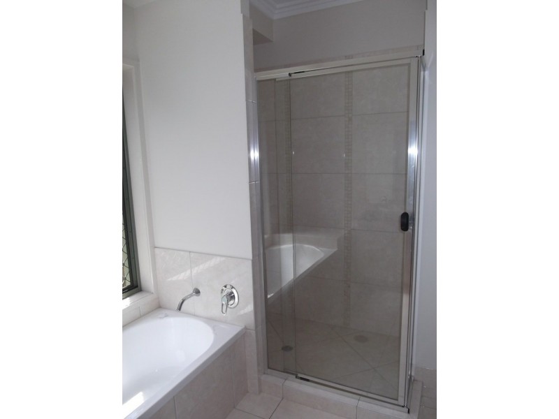 7 Dornoch Way, Peregian Springs QLD 4573