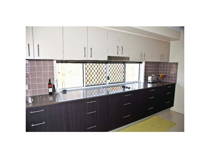 7 Maidstone Crescent, Peregian Springs QLD 4573