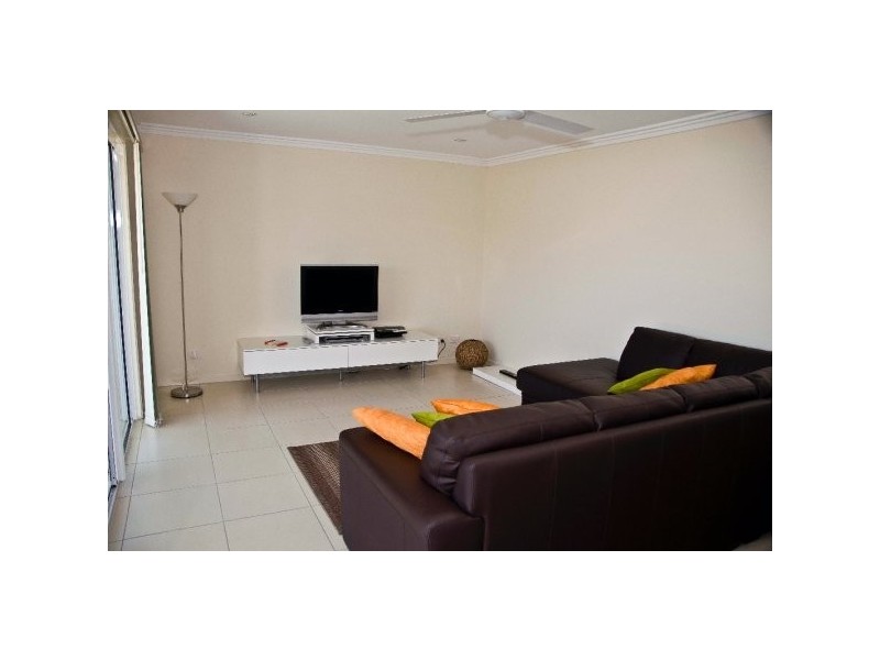 7 Maidstone Crescent, Peregian Springs QLD 4573