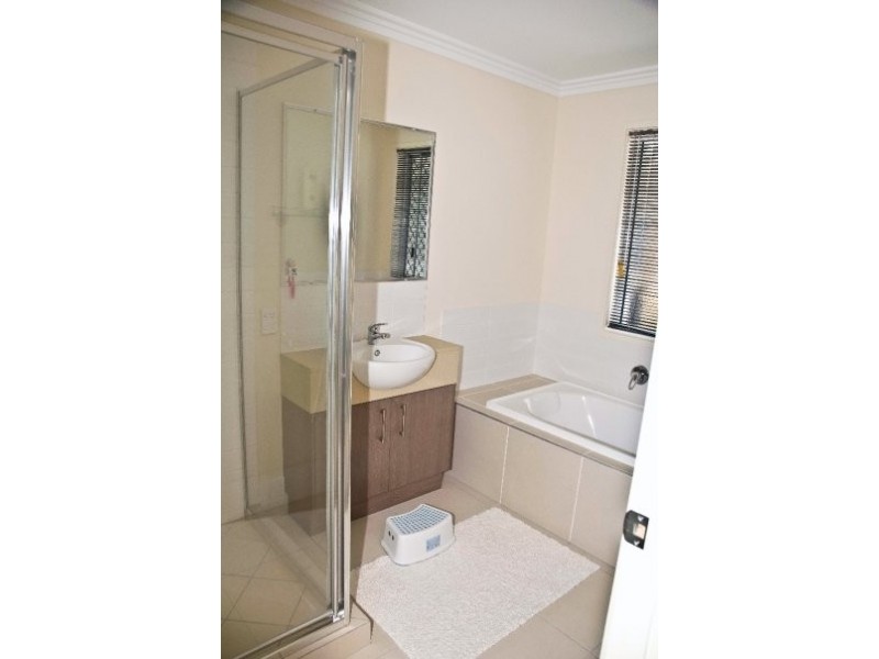 7 Maidstone Crescent, Peregian Springs QLD 4573