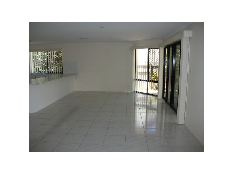 10 Eagleford Court, Peregian Springs QLD 4573