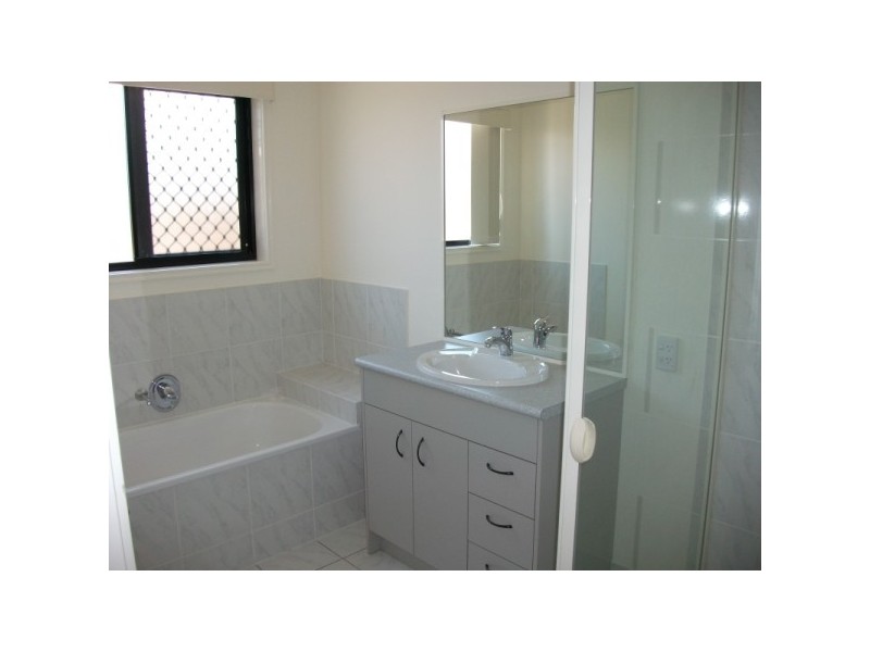 10 Eagleford Court, Peregian Springs QLD 4573