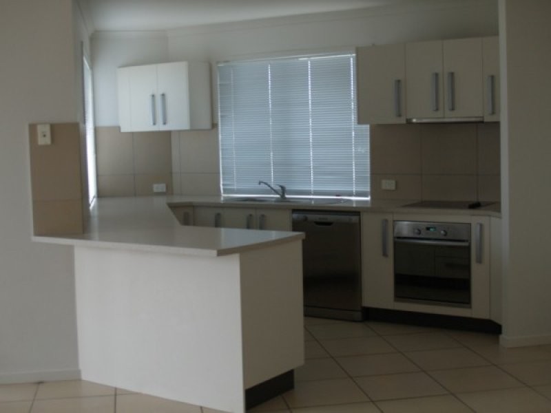 8 Cobblestone Place, Peregian Springs QLD 4573