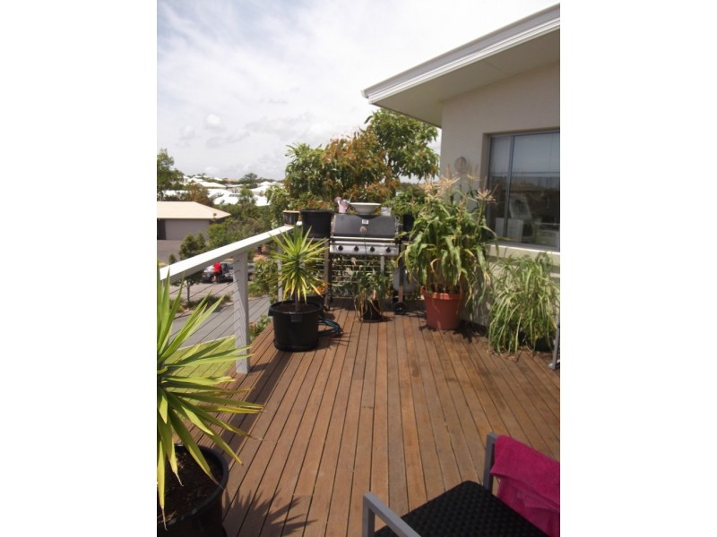 8 Cobblestone Place, Peregian Springs QLD 4573