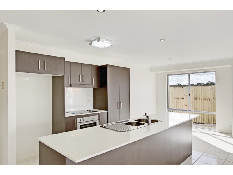 44 Selkirk Way, Peregian Springs QLD 4573