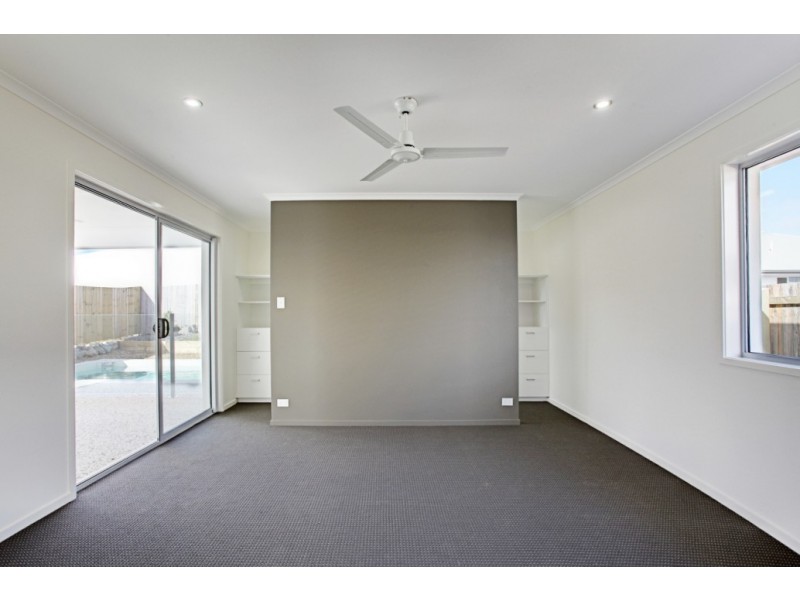 44 Selkirk Way, Peregian Springs QLD 4573