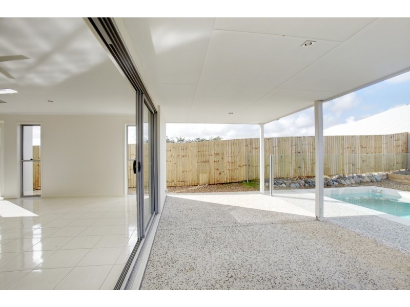 44 Selkirk Way, Peregian Springs QLD 4573