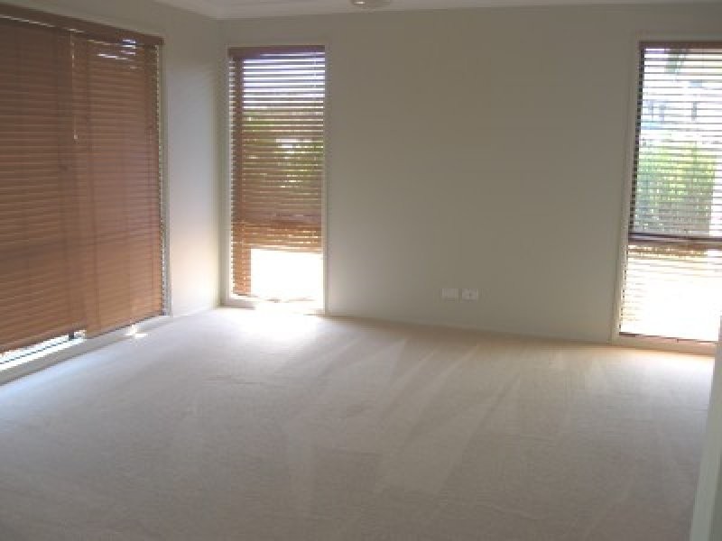 11 Sandhurst Crescent, Peregian Springs QLD 4573