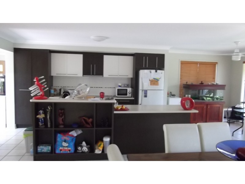 11 Sandhurst Crescent, Peregian Springs QLD 4573