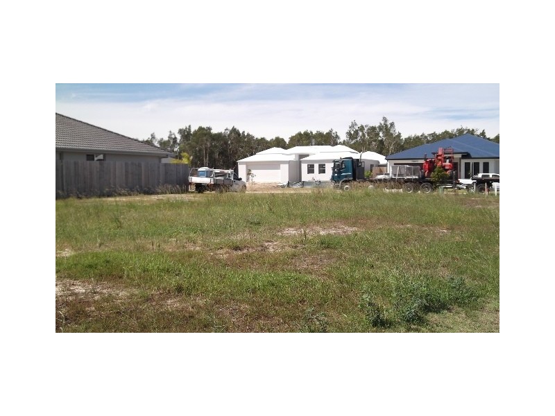 2 Hampton Court, Peregian Springs QLD 4573