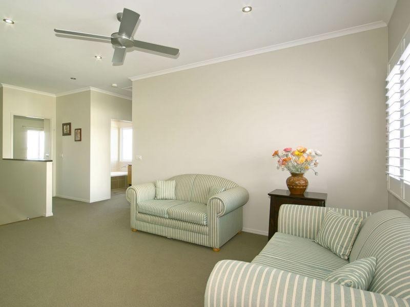 20 Maddens Crescent, Peregian Springs QLD 4573