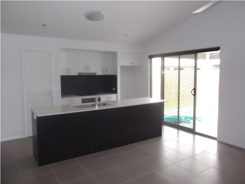 14 Oakbridge Way, Peregian Springs QLD 4573