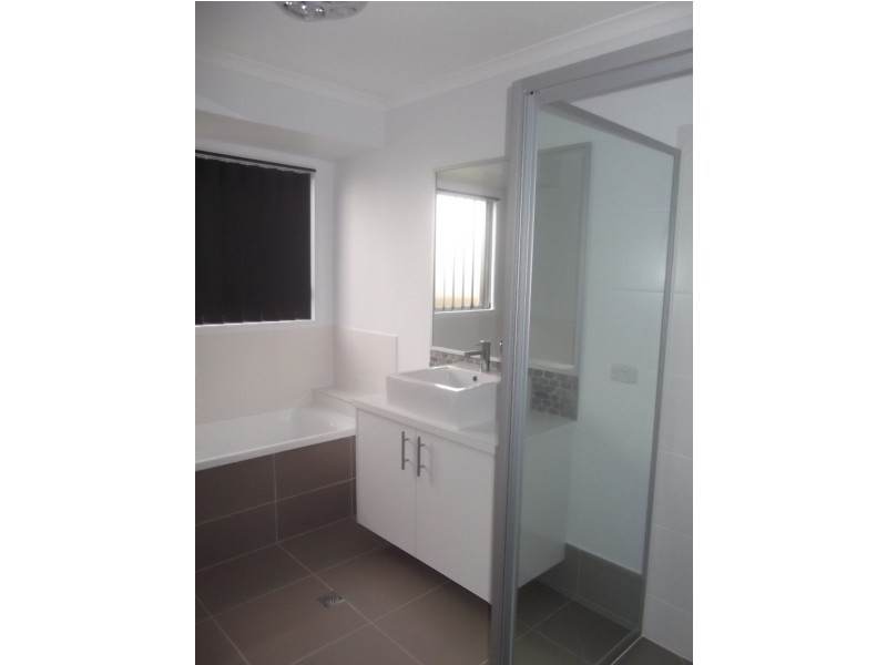 14 Oakbridge Way, Peregian Springs QLD 4573