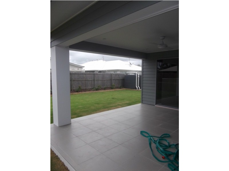 14 Oakbridge Way, Peregian Springs QLD 4573