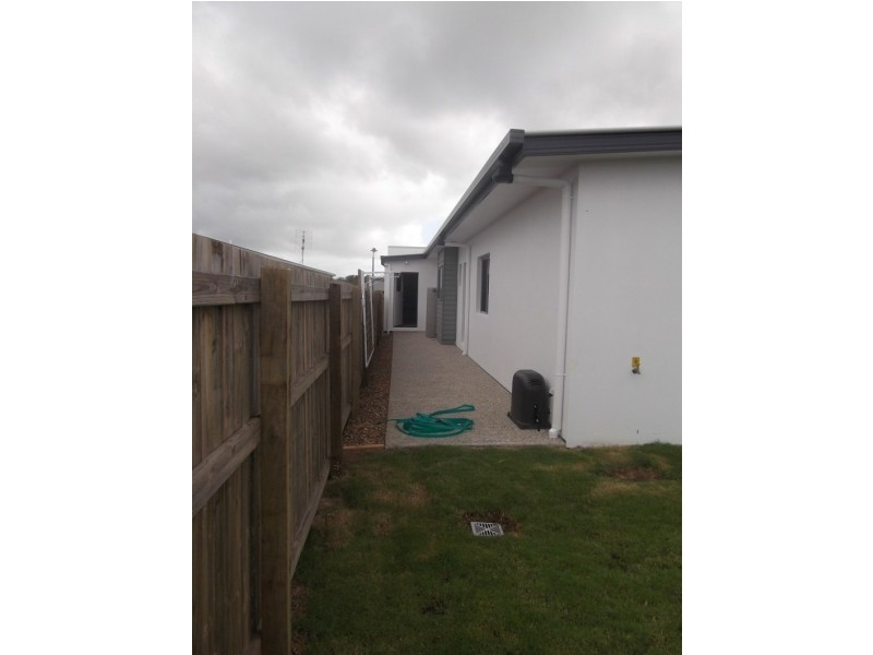 14 Oakbridge Way, Peregian Springs QLD 4573