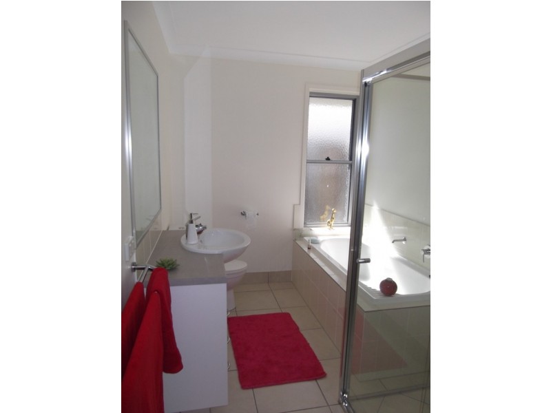 4 Goldenbell Place, Peregian Springs QLD 4573