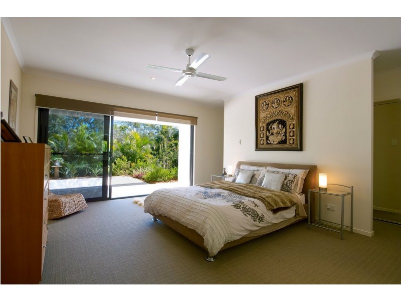 25 Riviera Crescent, Peregian Springs QLD 4573