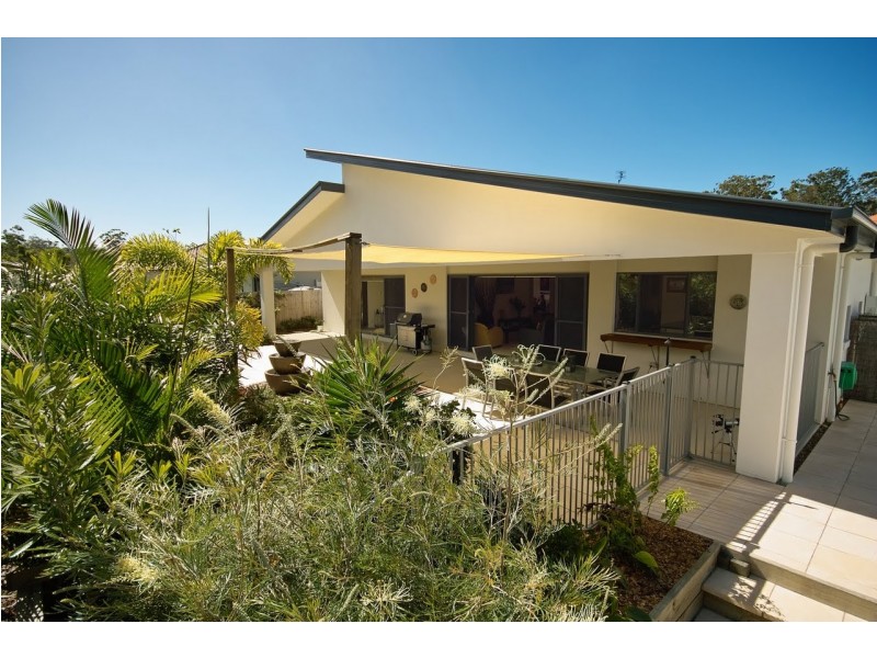 25 Riviera Crescent, Peregian Springs QLD 4573