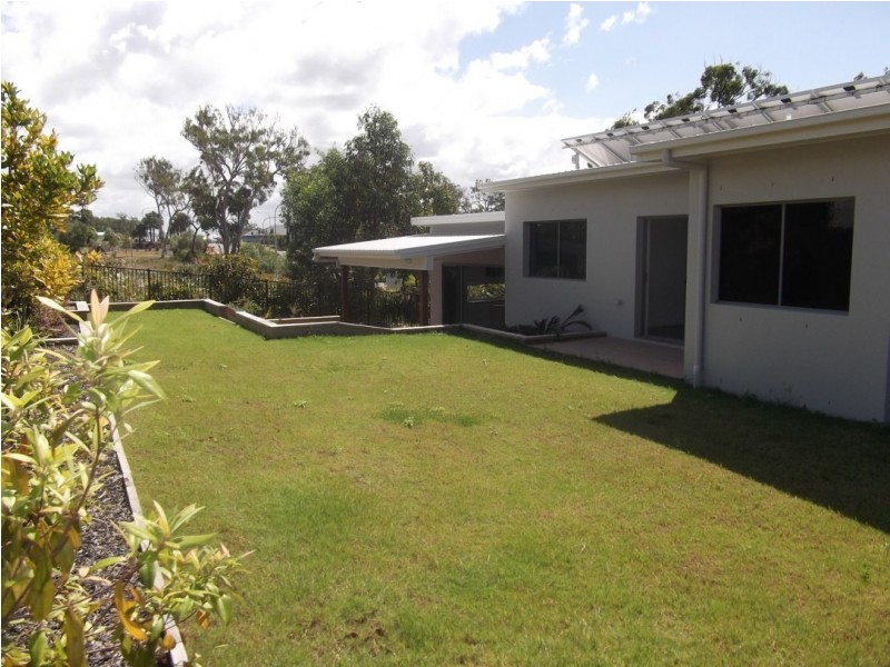 198 The Avenue, Peregian Springs QLD 4573
