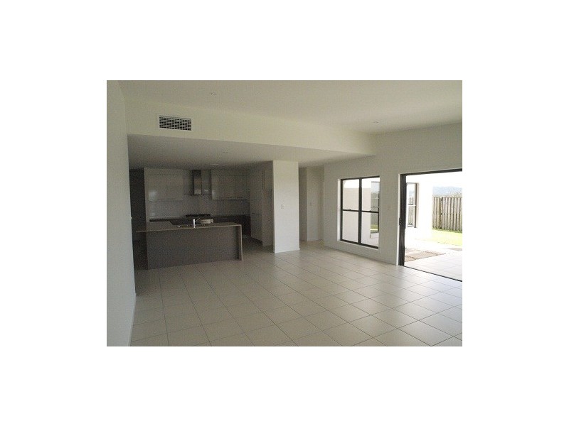 34 Montreal Crescent, Peregian Springs QLD 4573