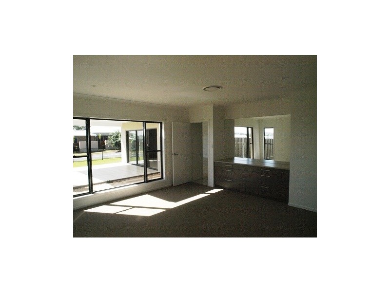 34 Montreal Crescent, Peregian Springs QLD 4573