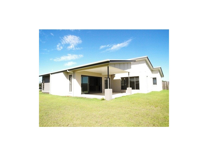 34 Montreal Crescent, Peregian Springs QLD 4573