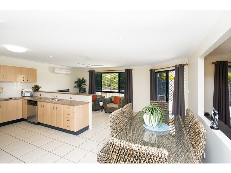 12 Glenoak Avenue, Peregian Springs QLD 4573