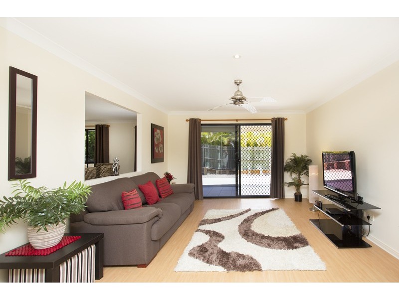 12 Glenoak Avenue, Peregian Springs QLD 4573