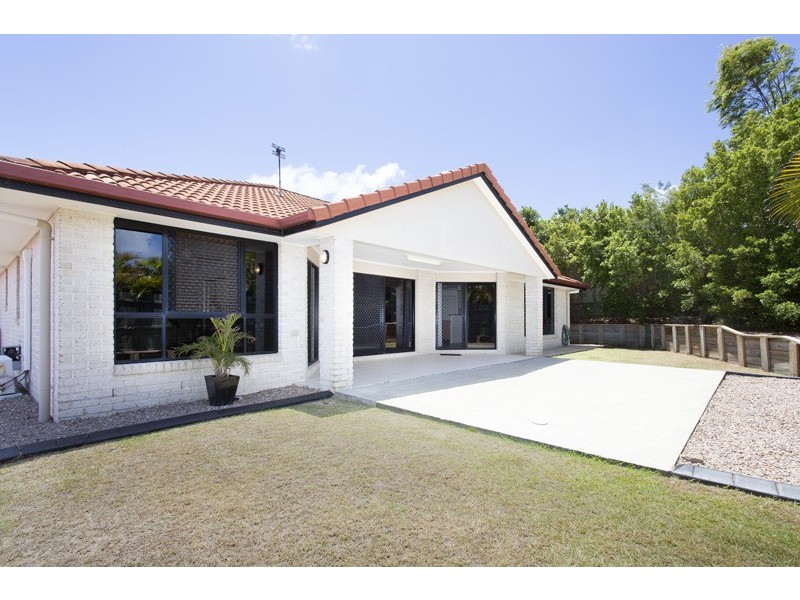 12 Glenoak Avenue, Peregian Springs QLD 4573