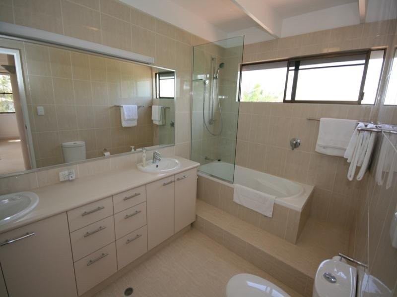 1/69 Noosa Parade, Noosa Heads QLD 4567