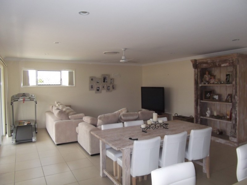 36 Maidstone Crescent, Peregian Springs QLD 4573