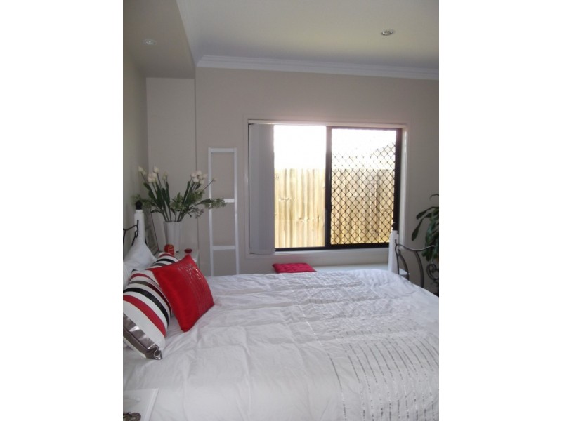 5 Selkirk Way, Peregian Springs QLD 4573