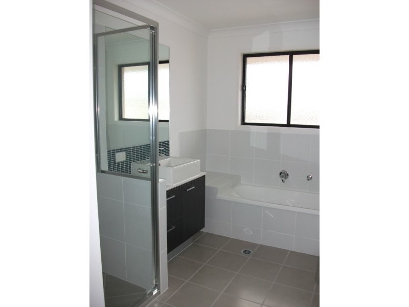 12 Kingsmill Circuit, Peregian Springs QLD 4573