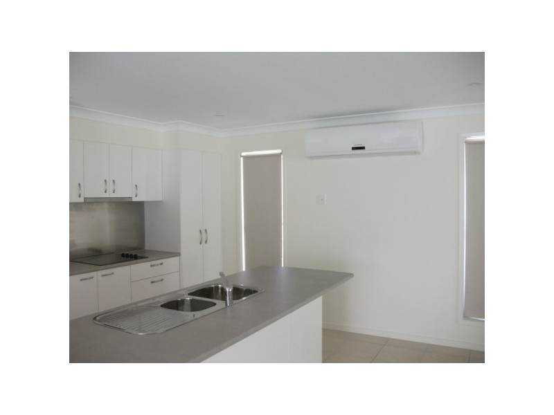 13 Longcove Place, Peregian Springs QLD 4573